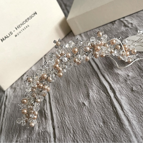 Elen Henderson Designs Bridal Veil Headpiece - Picture 2 of 6